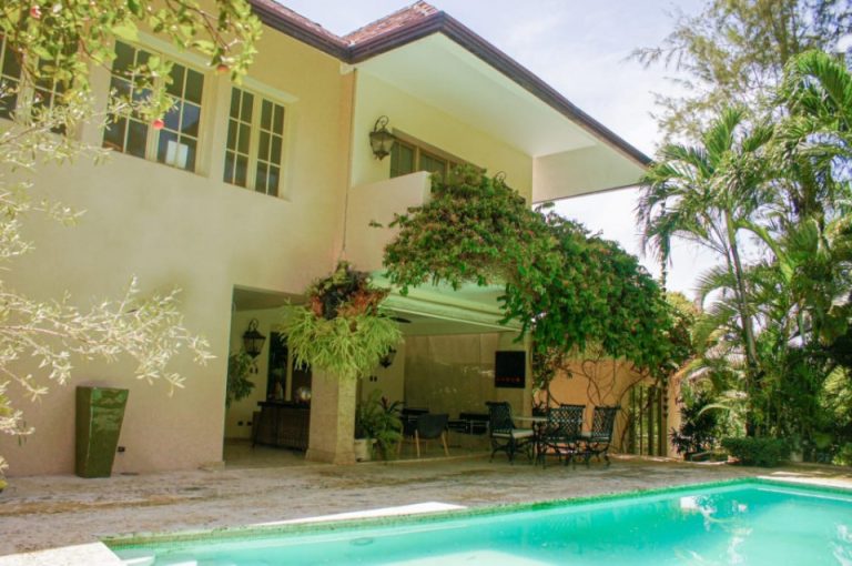 Arroyo Hondo, casa en venta totalmente amueblada con impresionantes vistas panoramicas