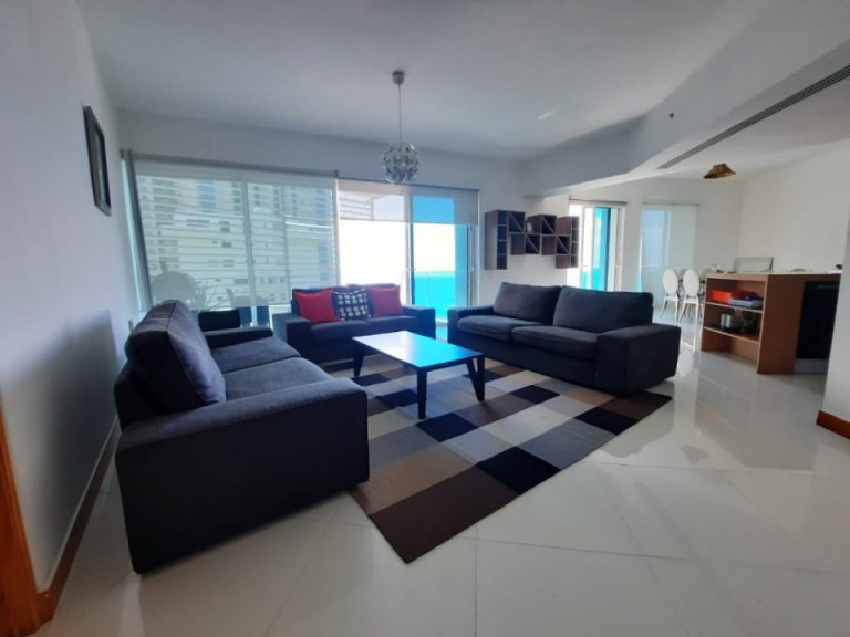 Malecon, espacioso apartamento con las mejores vistas de Santo Domingo