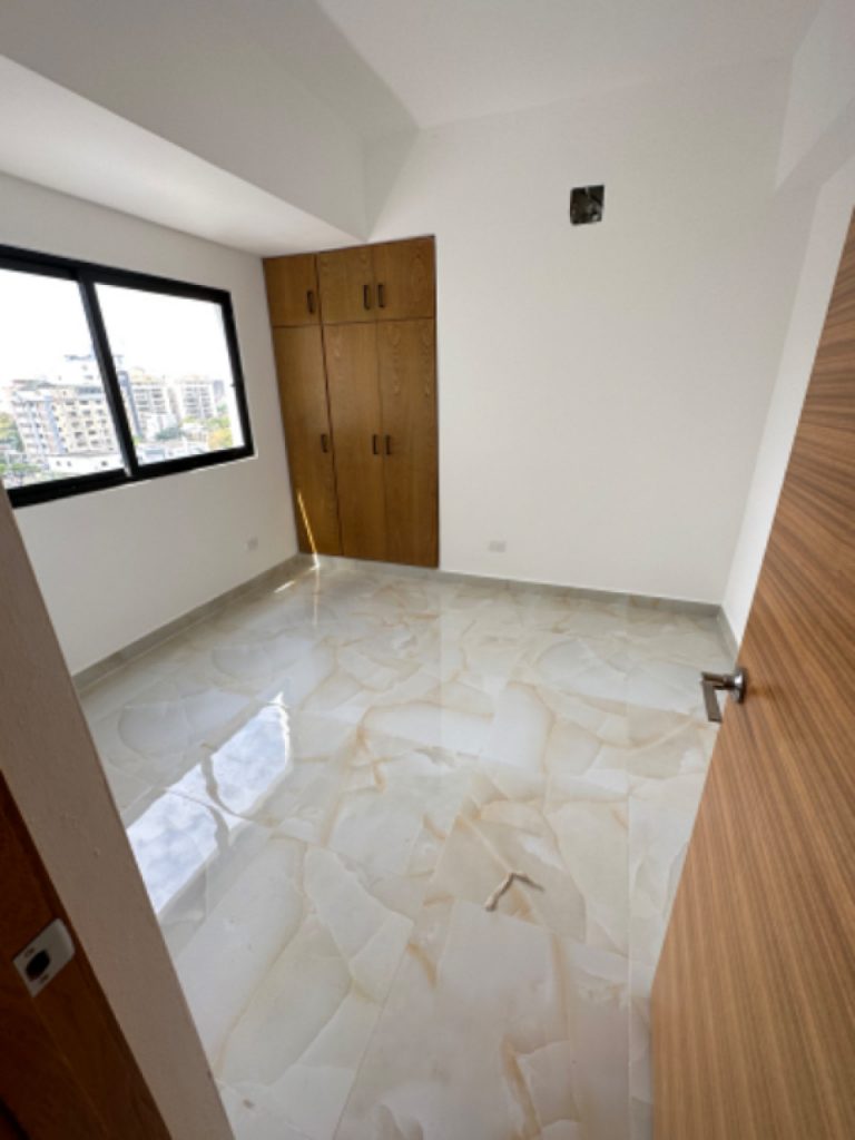 Apartamento nuevo a estrenar en venta en Ensanche Naco con amplio balcón y áreas comunes de ensueño