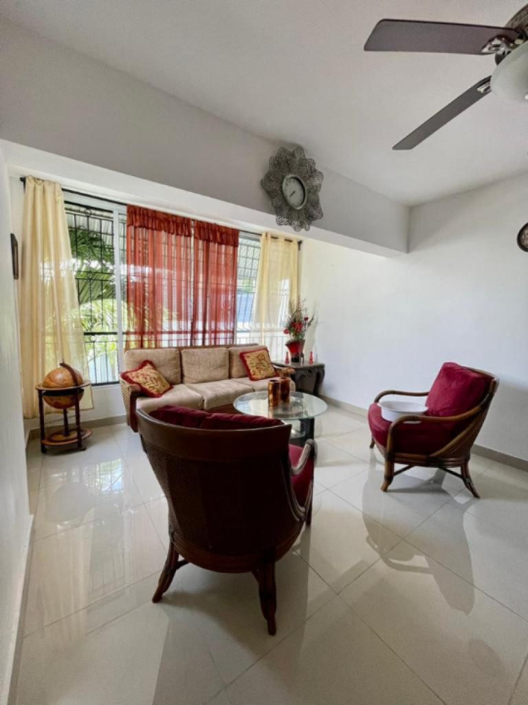 Encantador Apartamento en Arroyo Hondo: Tu Hogar de Confort y Tranquilidad