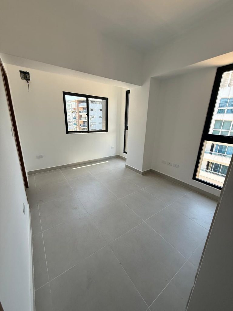 Apartamento en alquiler | 1 Habitación + Estudio |El Vergel