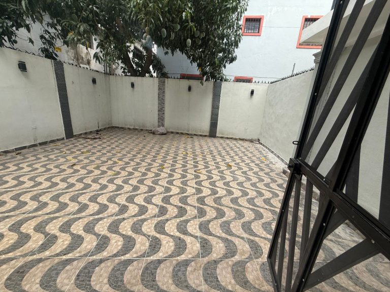 CASA DUPLEX EN LOS ROSALES SDE