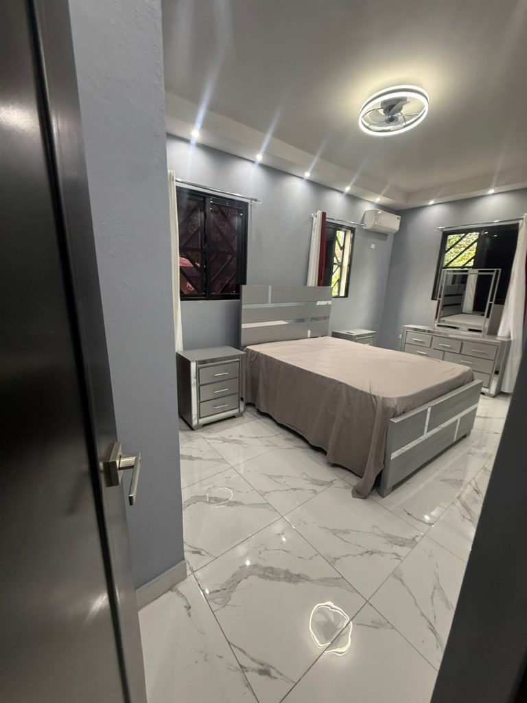 CASA DUPLEX EN LOS ROSALES SDE