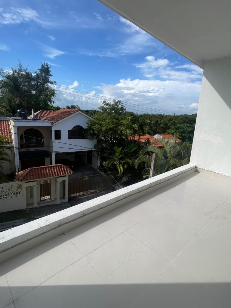 Casa nueva de lujo en fase final de terminación – Lista para estrenar