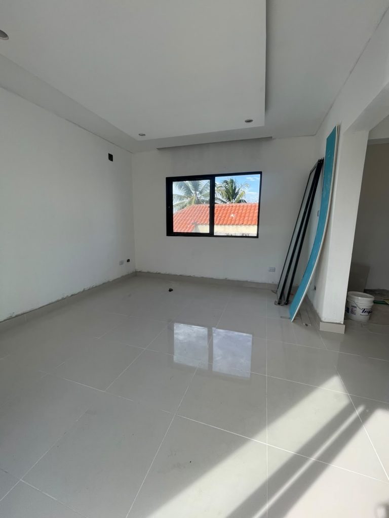 Casa nueva de lujo en fase final de terminación – Lista para estrenar