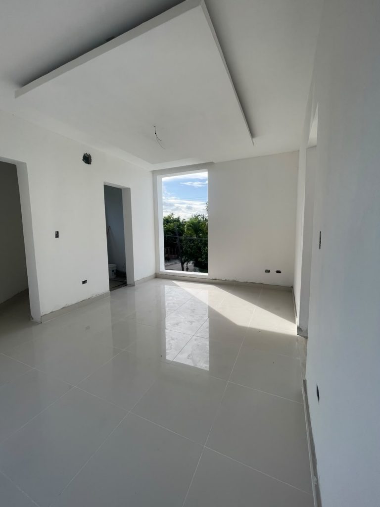 Casa nueva de lujo en fase final de terminación – Lista para estrenar