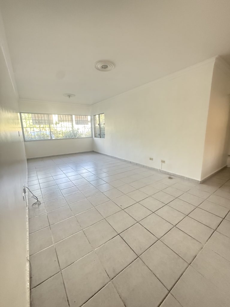 Apartamento en Venta | 1er Nivel | 3 habitaciones