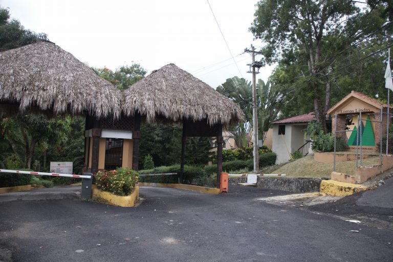 Solar en Venta en Centro Campestre Lomas Lindas