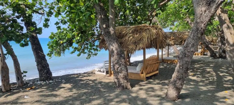 Apartamento amueblado en venta en Puerto Palenque, Sabana Grande de Palenque | Acceso a playa privada