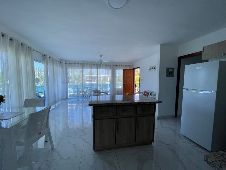 Apartamento amueblado en venta en Puerto Palenque, Sabana Grande de Palenque | Acceso a playa privada