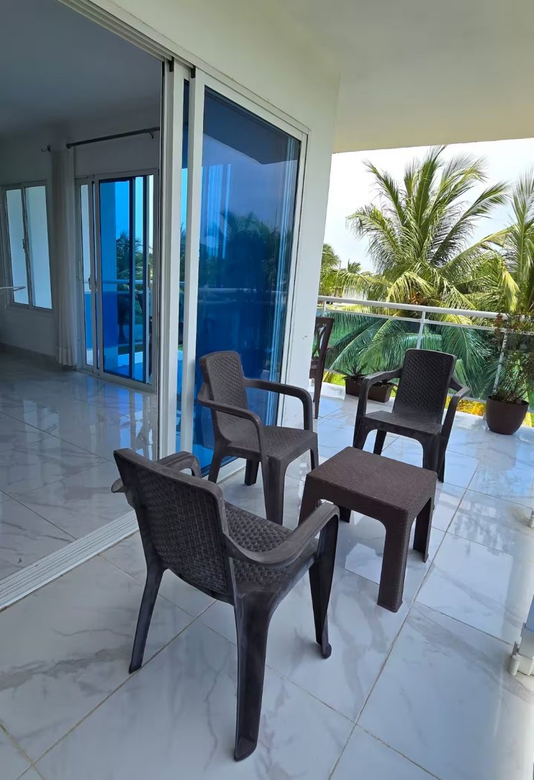 Apartamento amueblado en venta en Puerto Palenque, Sabana Grande de Palenque | Acceso a playa privada