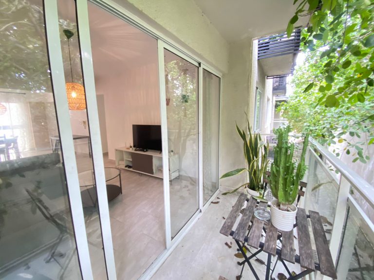 Apartamento en venta en Sans Souci, Santo Domingo Este | Amueblado con vista al río Ozama