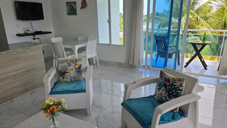 Apartamento amueblado en venta en Puerto Palenque, Sabana Grande de Palenque | Acceso a playa privada