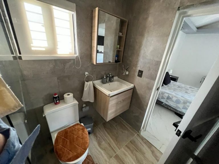 Casa en venta en Arroyo Hondo III, Santo Domingo – 578.99 m² con piscina y jardín