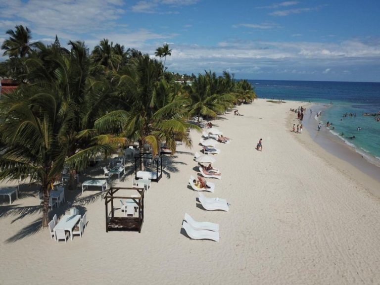 Terreno frente al mar en venta en Juan Dolio, San Pedro de Macorís – 20,000 m² para desarrollo turístico o residencial